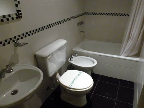 Фото Hotel Dallas Center