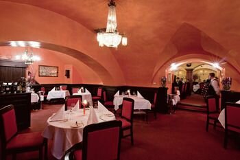 Внешний вид отеля Hotel Konig von Ungarn в Вене, фото 5