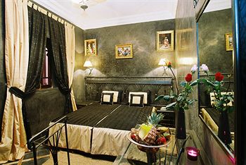 Фото Гостевой дом Riad Mille Et Une Nuits