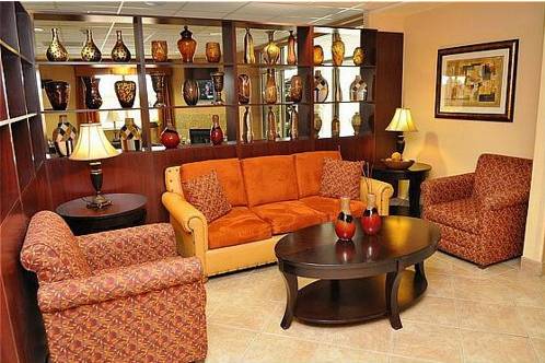 Фото Holiday Inn Express Las Vegas-Nellis, an Ihg Hotel