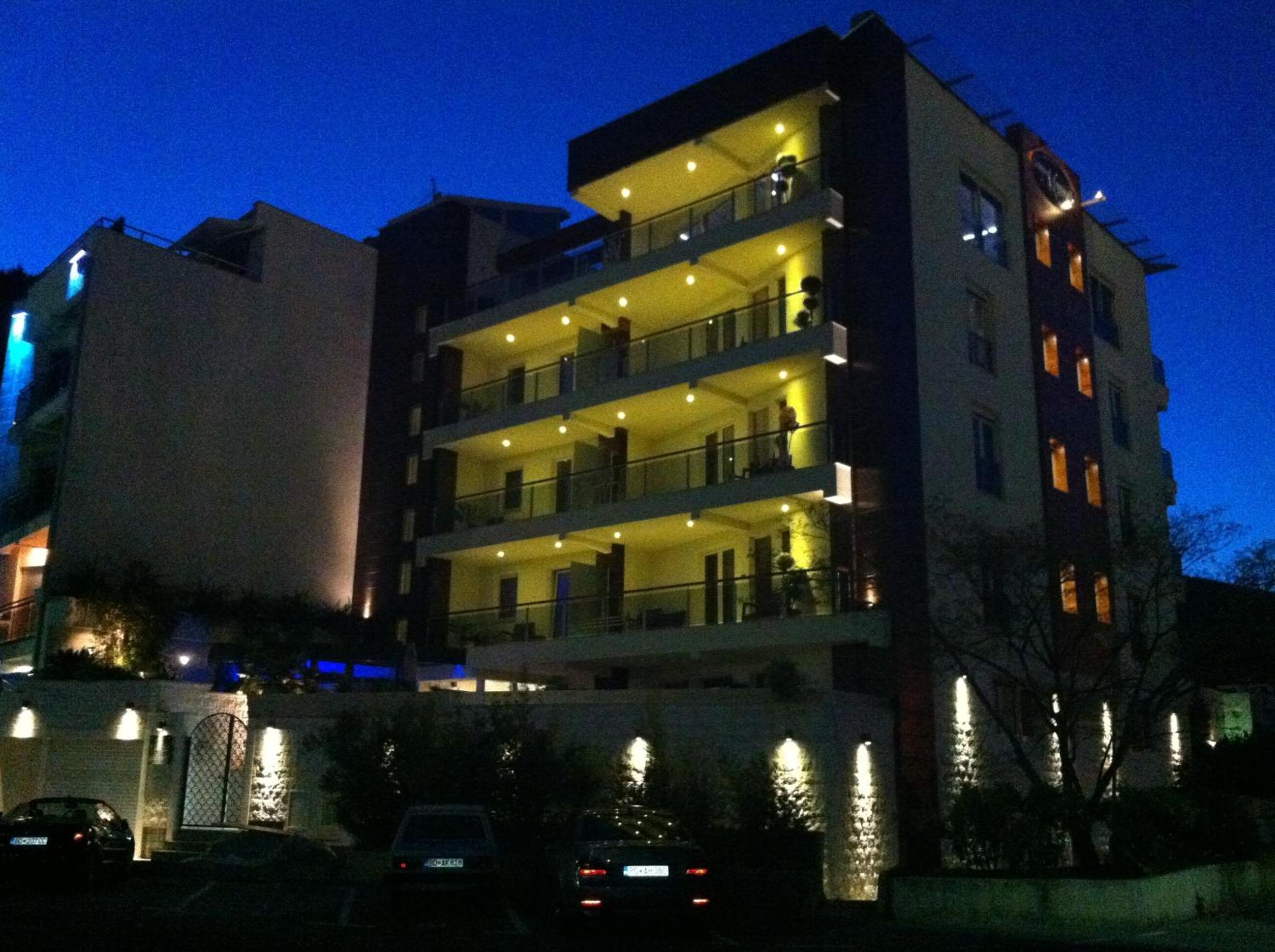 Фото Apartments M Palace