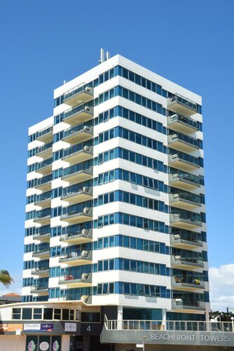 Гостиница Beach Front Towers в Маручидоре