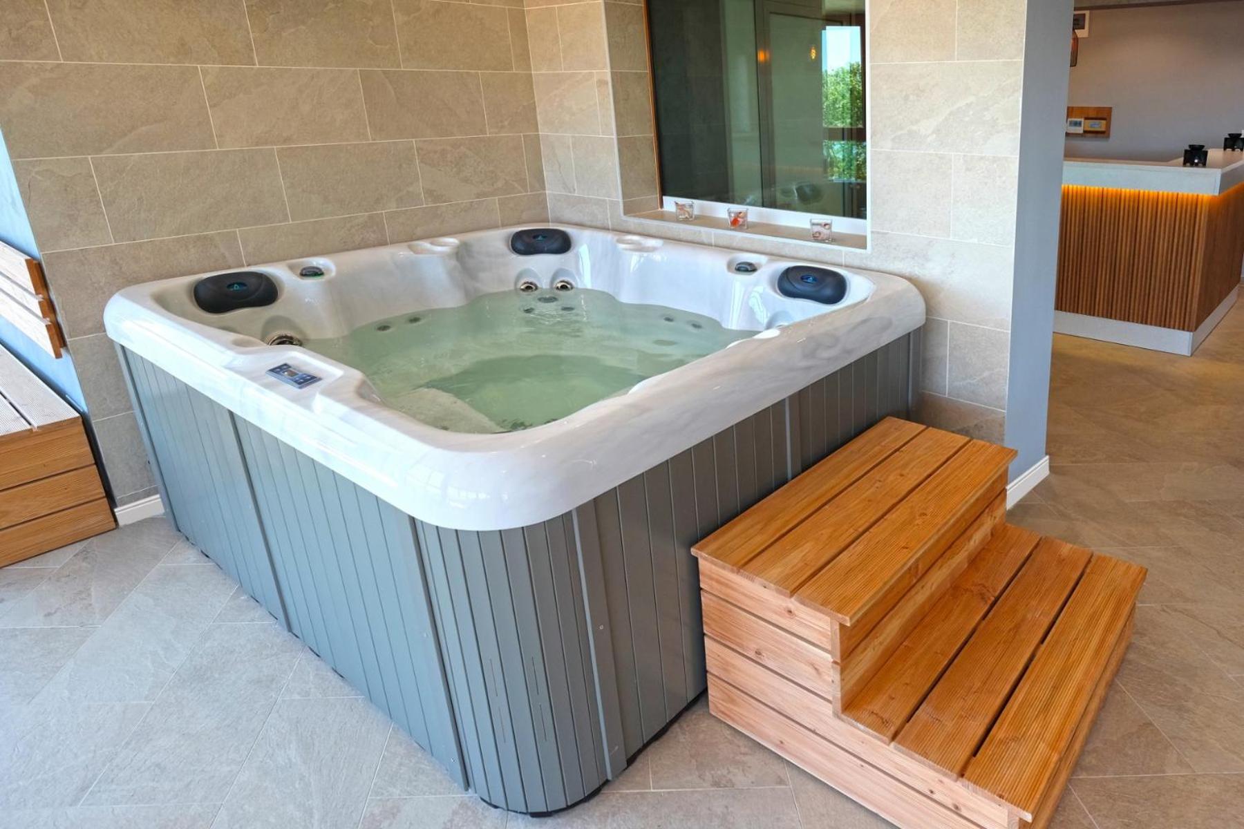 Фото Hotel Paradise Pomorie