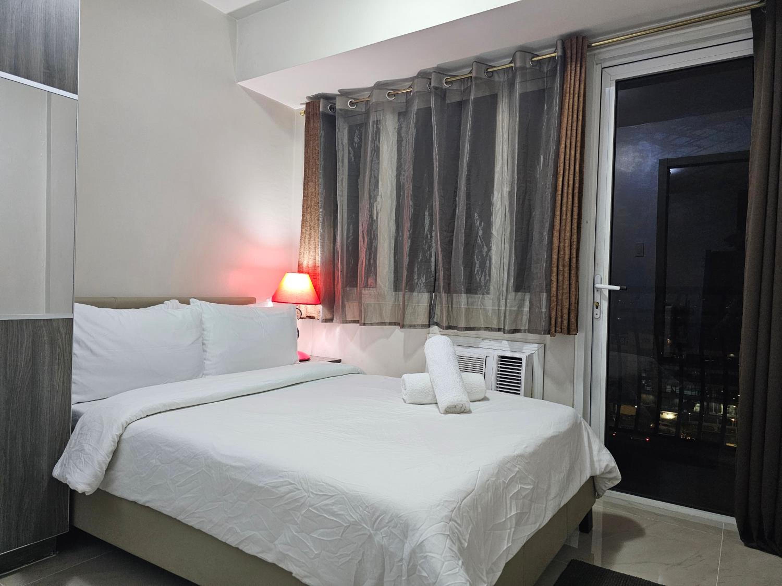 Фото Solemare Parksuites Condo R Us