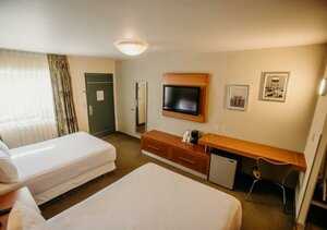 Гостиница Calafia Hotel