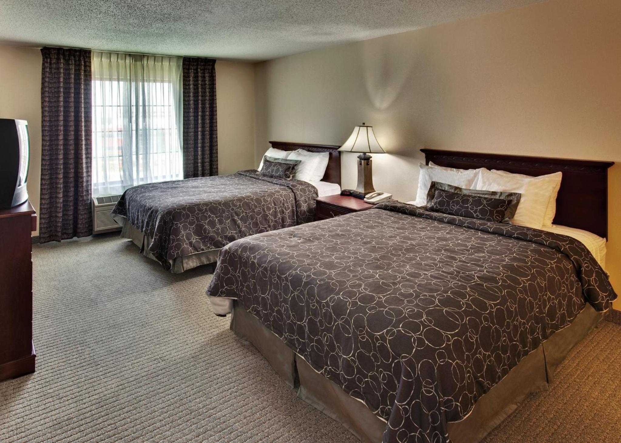 Фото Staybridge Suites West Des Moines, an Ihg Hotel