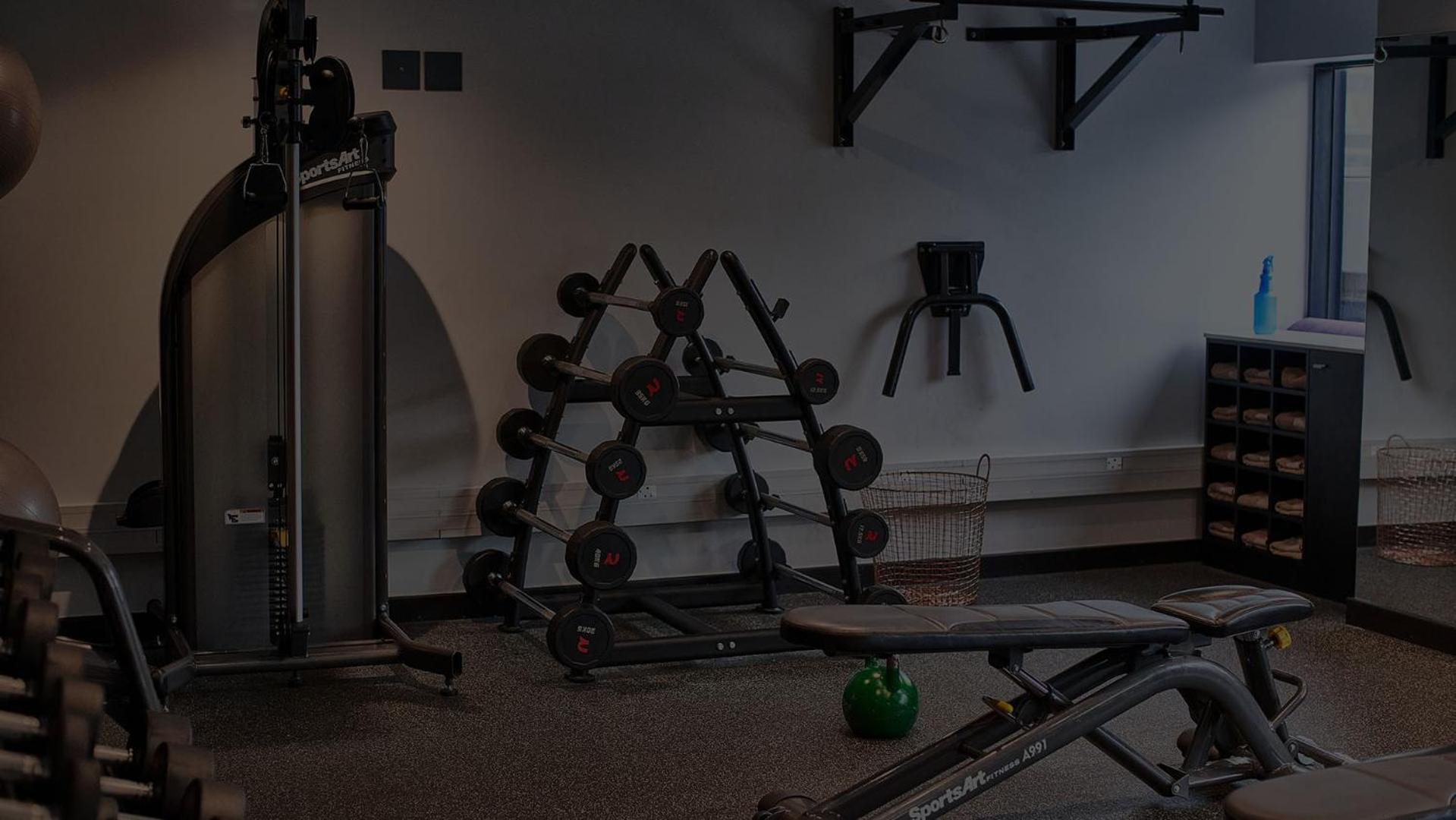 Фото The Onyx Apartment Hotel