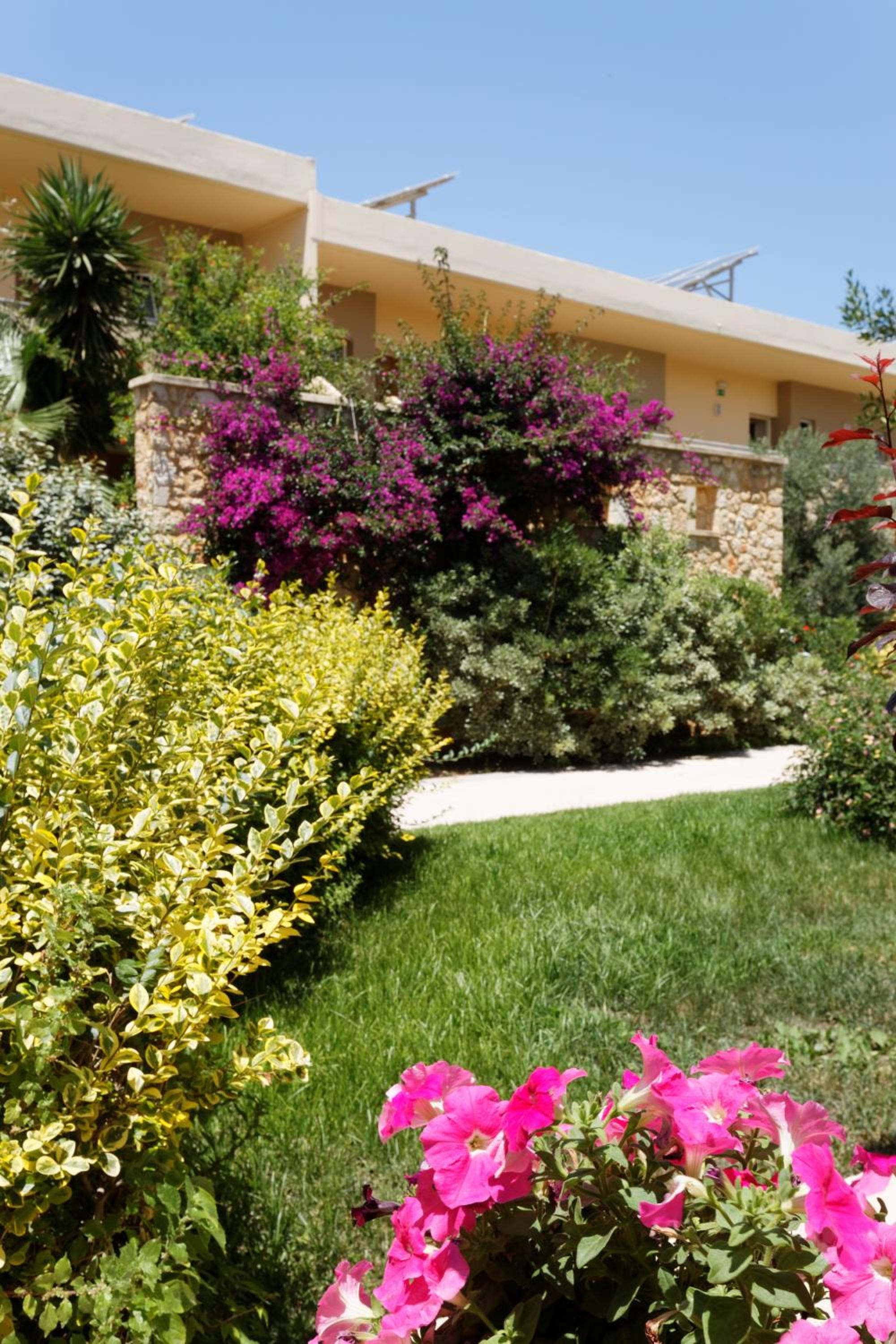 Фото Indigo Mare Hotel Apartments