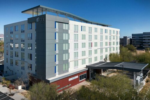 Гостиница Aloft Phoenix Airport в Финиксе