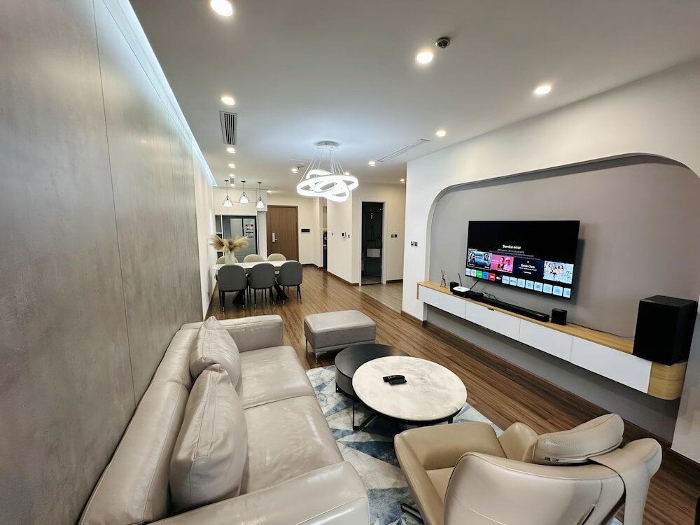 Фото Vinhomes Metropolis Ha Noi-Gem Apartment