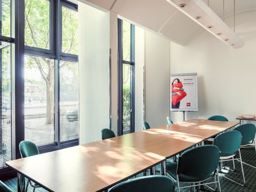 Фото Ibis Paris La Villette Cite Des Sciences 19eme