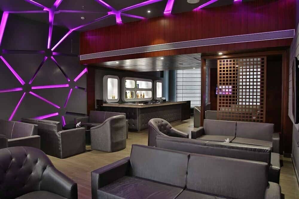 Фото Clarion Inn Sevilla