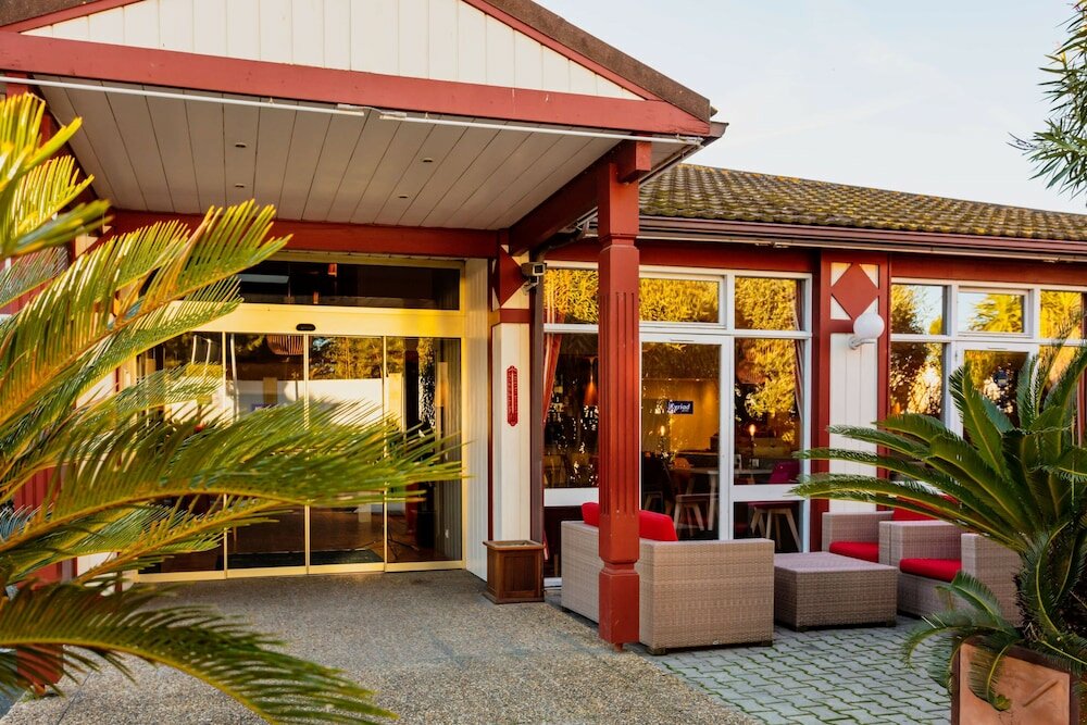 Фото Kyriad Nimes Ouest