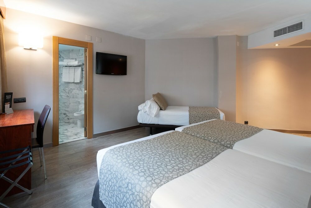 Фото Catalonia Park Putxet