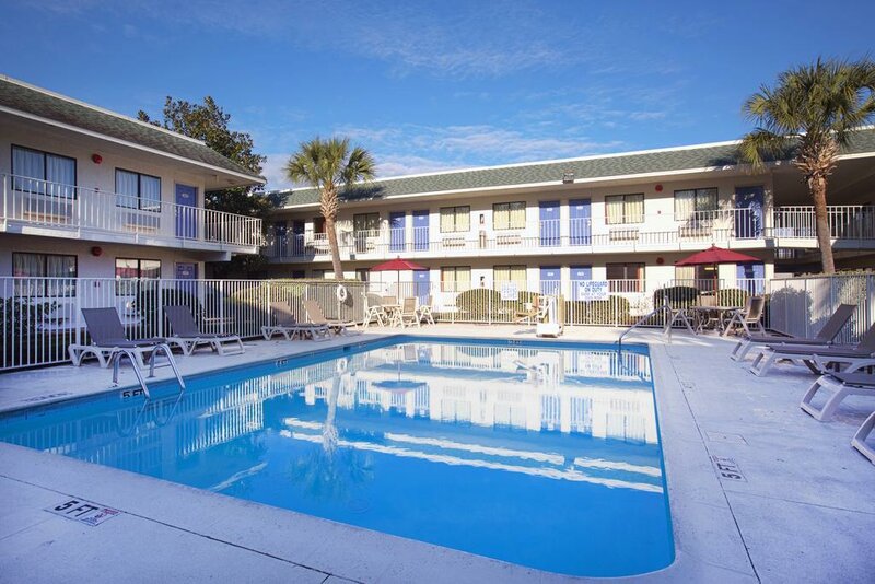 Гостиница Motel 6 Charleston, Sc - North в Норт-Чарлстоне