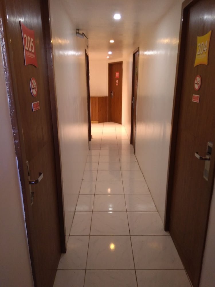 Фото Oriental Pension Plaza