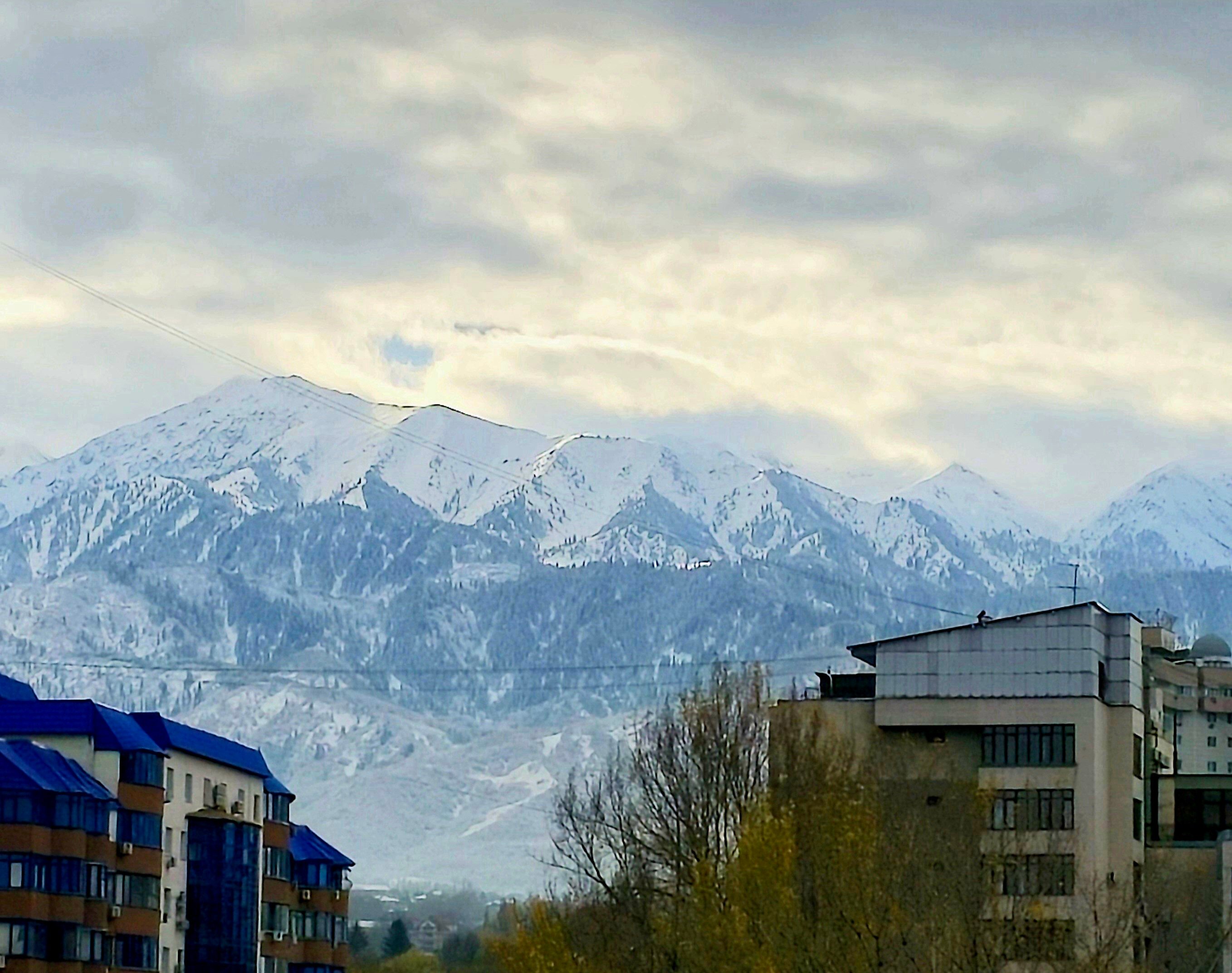 Фото Novotel Almaty City Center