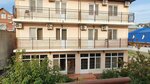 Central (Khersonskaya Street, 45), guest house