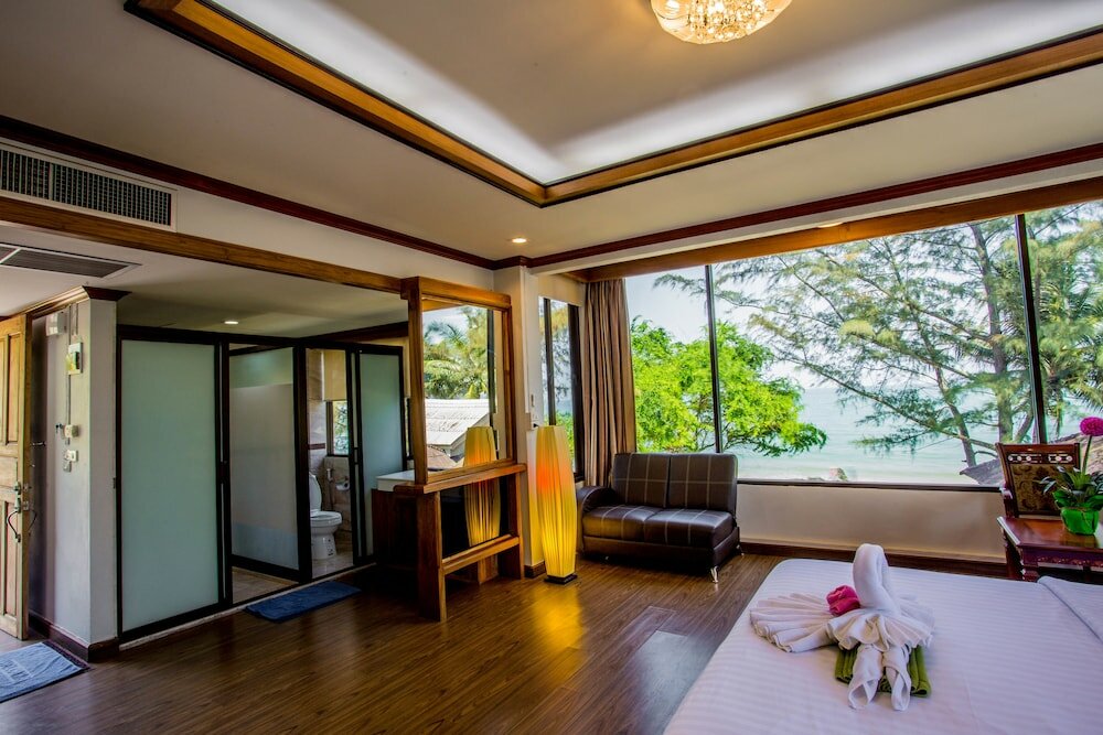 Фото The Uncle Beach Resort