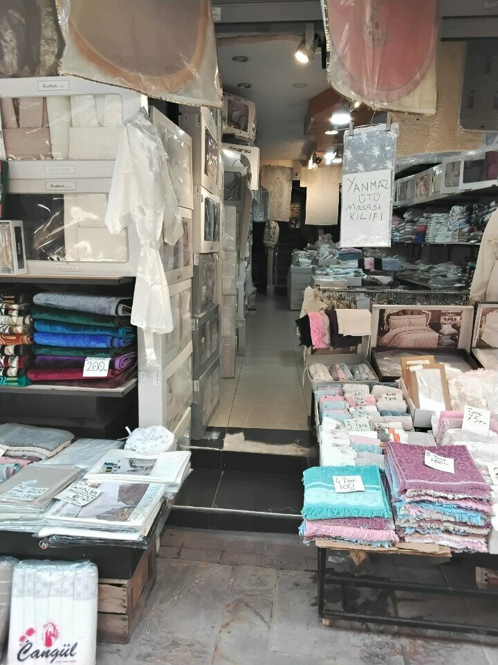 Bedding shop Genc Celiker, Izmir, photo