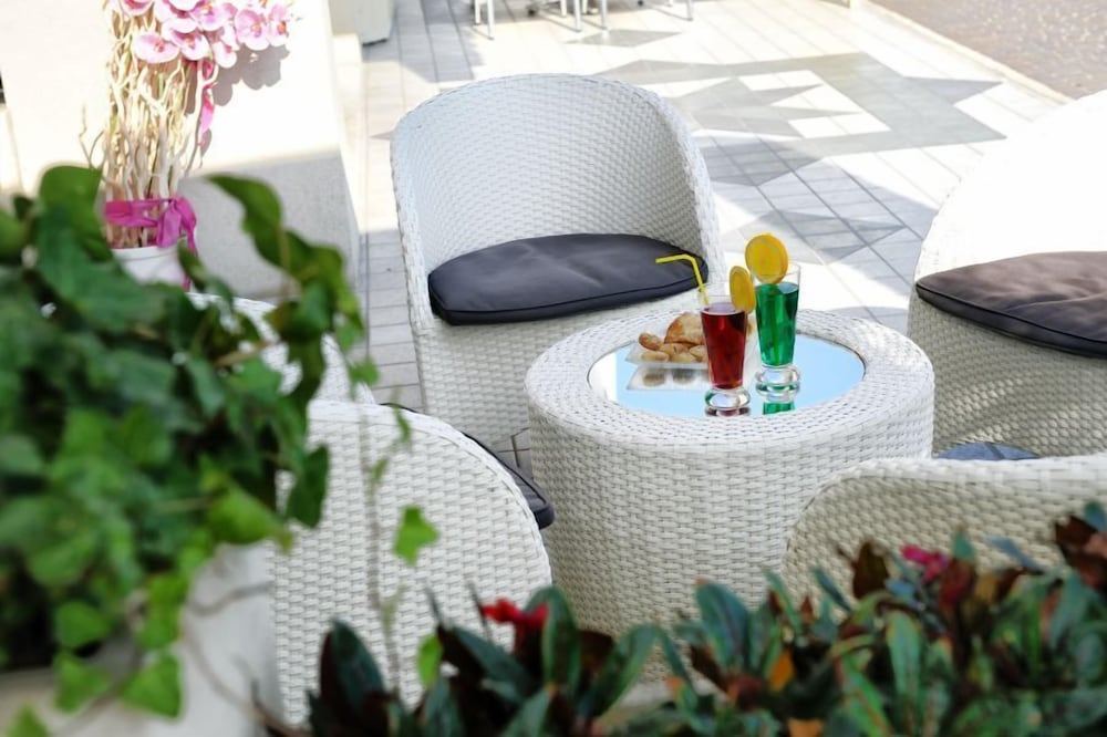 Фото Hotel Mirabel