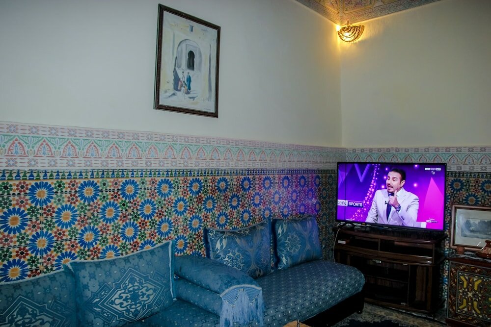 Фото Riad Bibtia