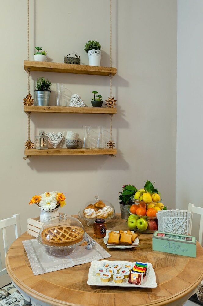 Фото Isabel Guest House