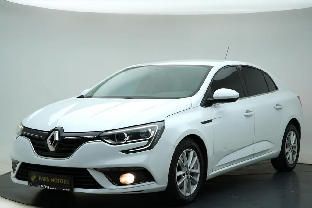 Car dealership Pars Motor, Antalya, photo