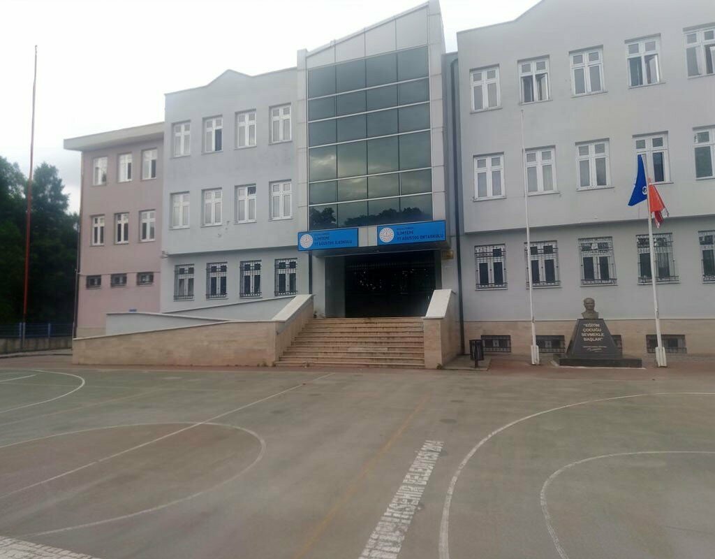 School Ilimtepe 17 August Middle School, Korfez, photo