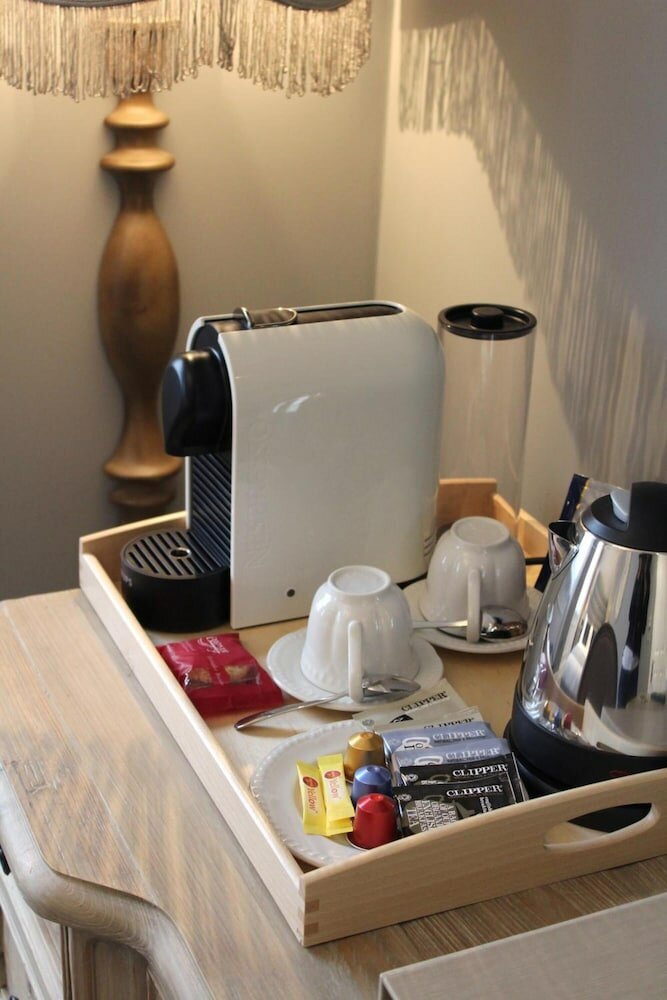 Фото The Grafton Arms Pub & Rooms