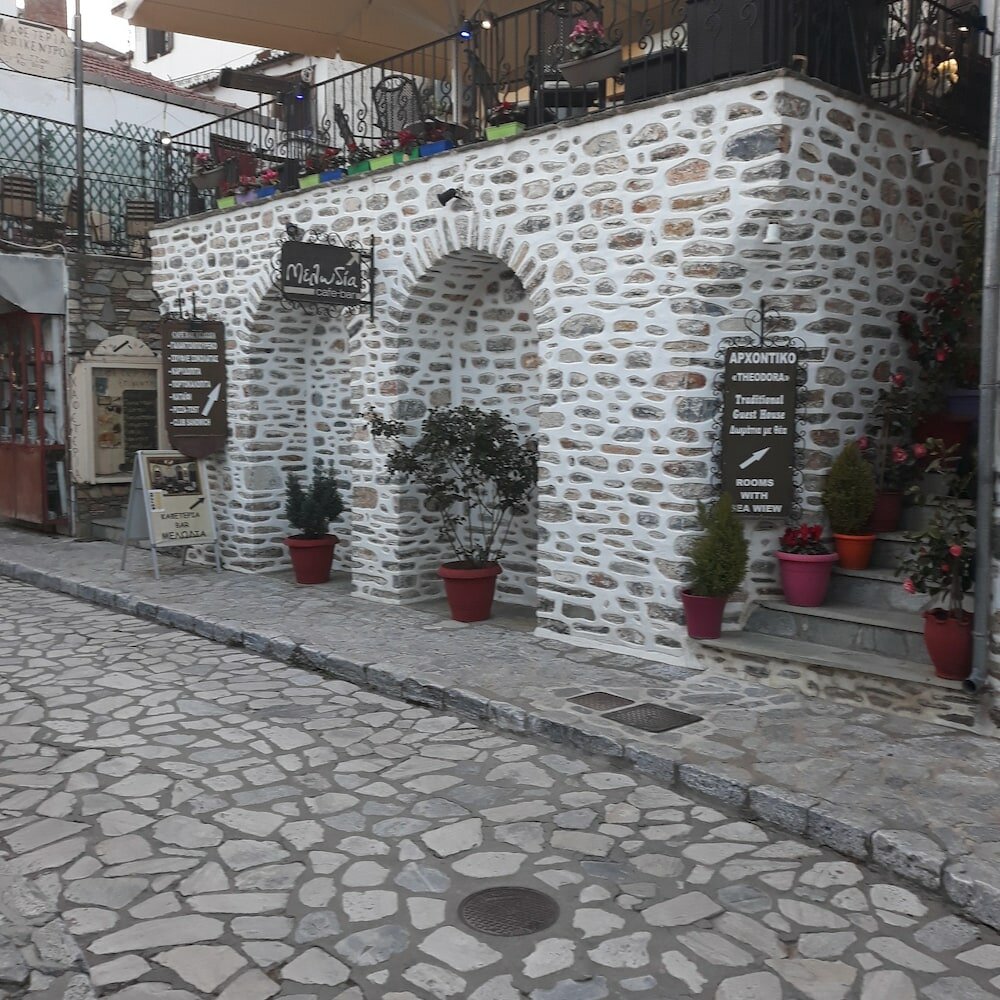 Фото Archontiko Theodora