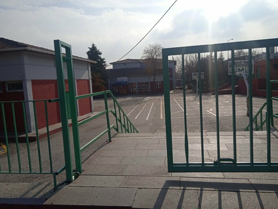 Primary school Mujgan Karacali Primary School, Ankara, photo