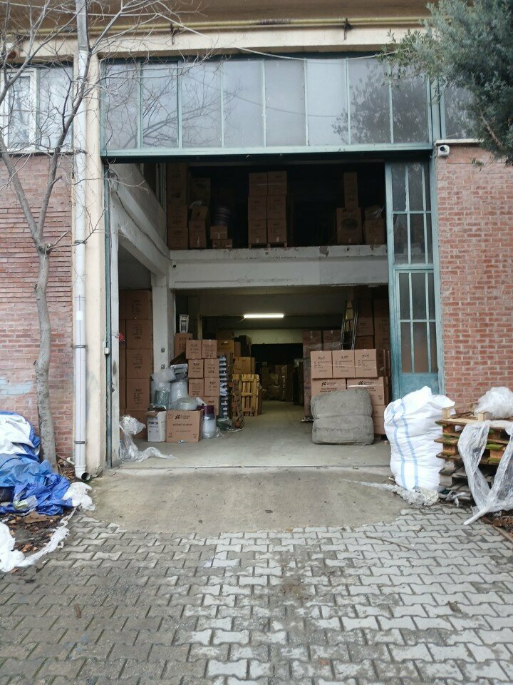 Warehouse Cankaya Plastic Depot, Istanbul, photo