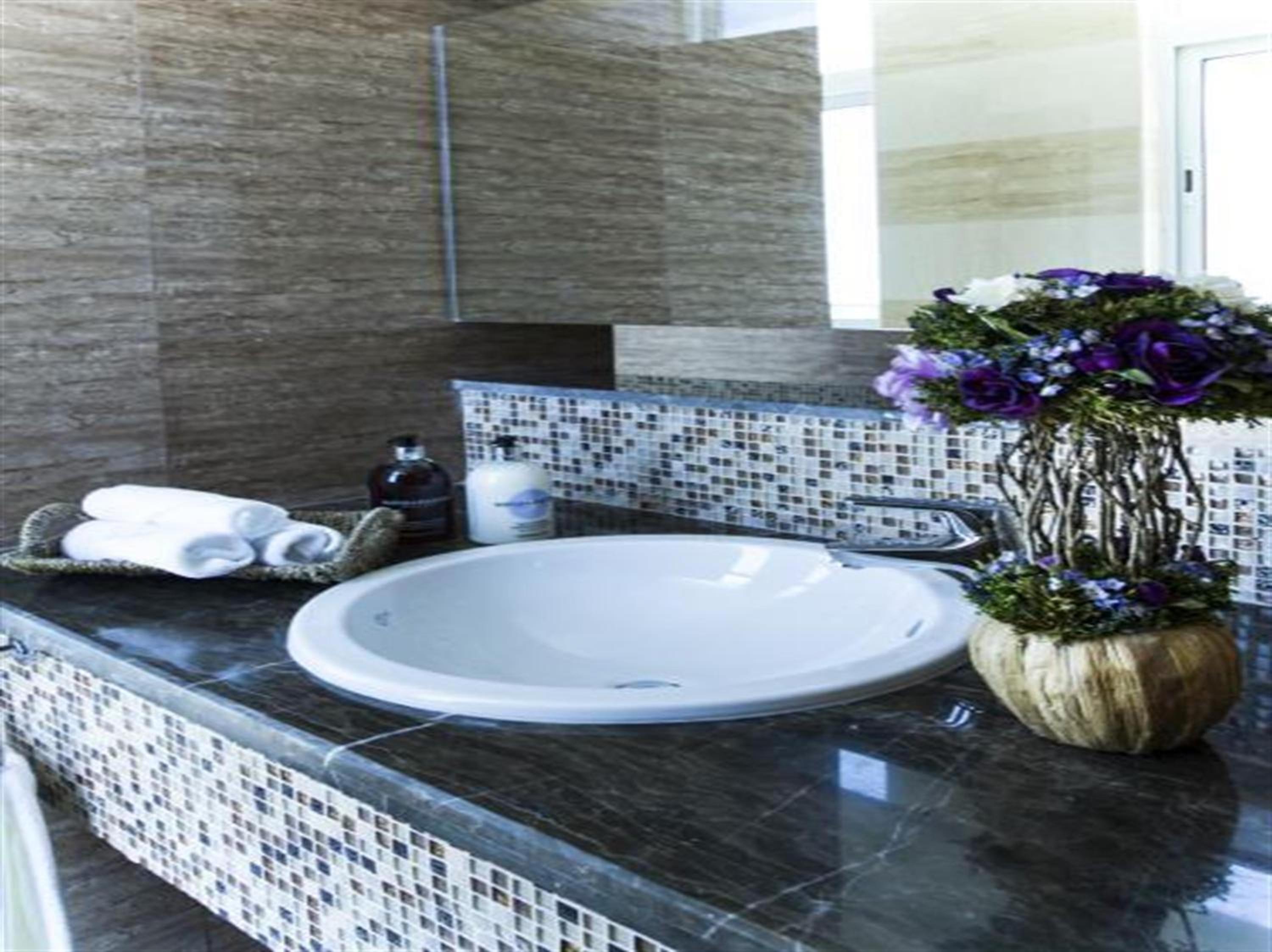 Фото Blaire Executive Suites