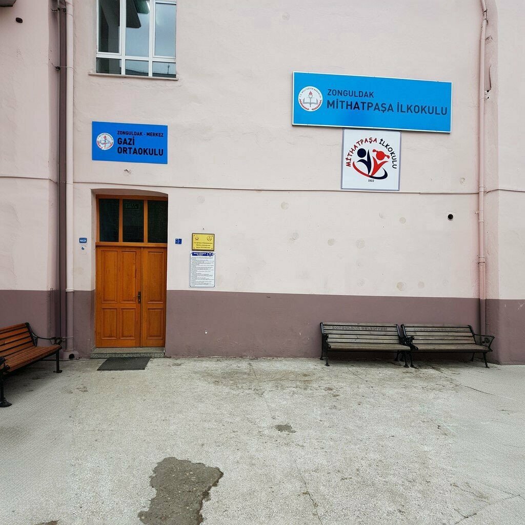 Primary school Mithatpasa Primary School, Zonguldak, photo