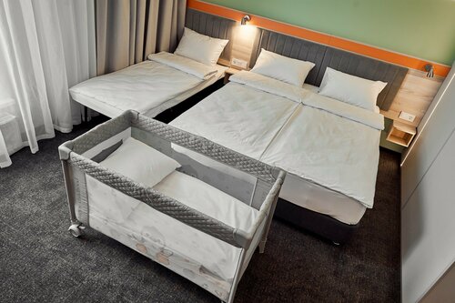 Внешний вид отеля 3а Октябрьская М4 в Октябрьской, фото 3