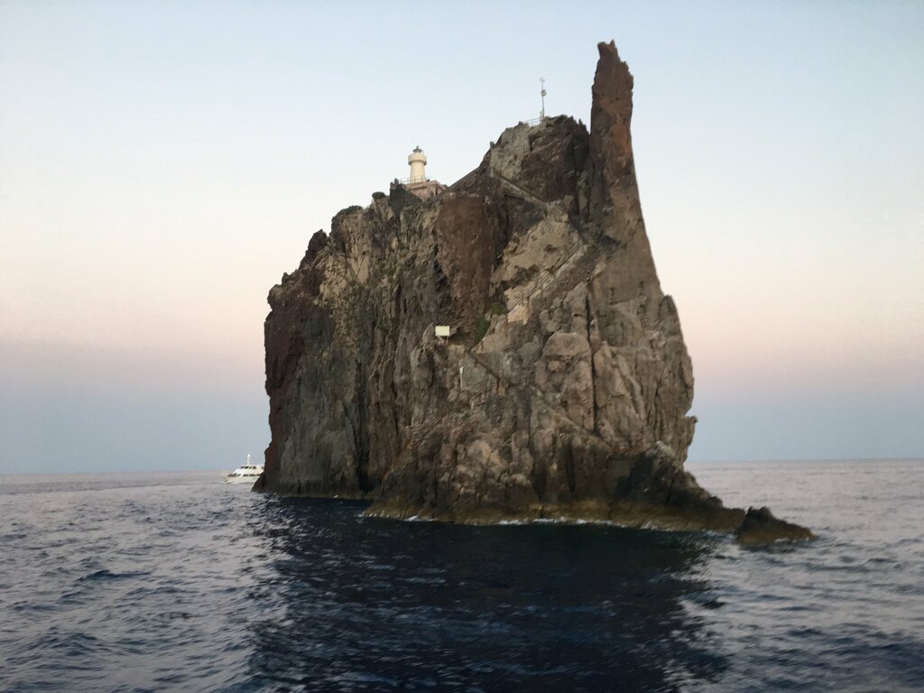 Volcano Vulcano Stromboli 926 m, Sicily, photo