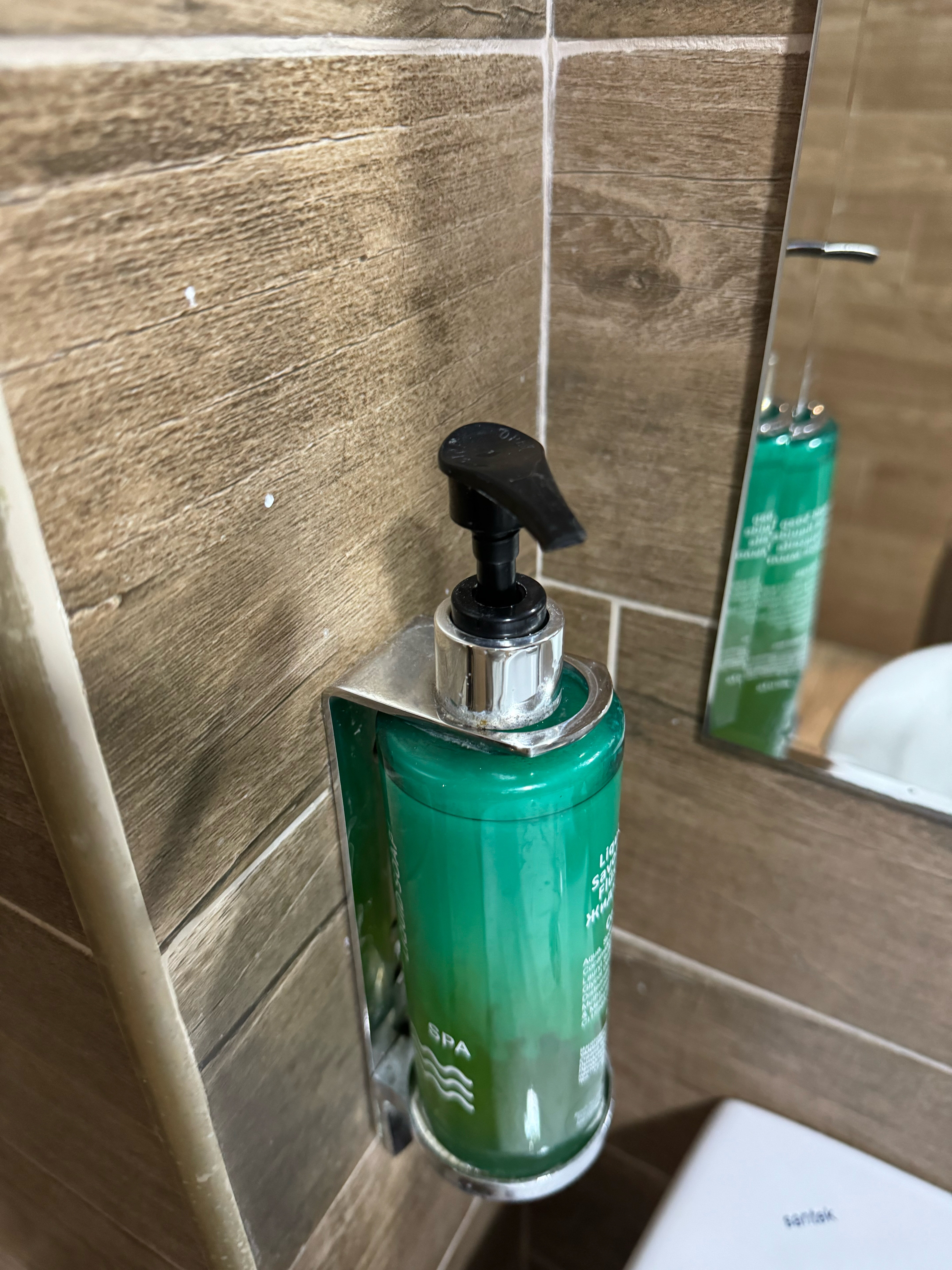 Фото Мартон Лидер