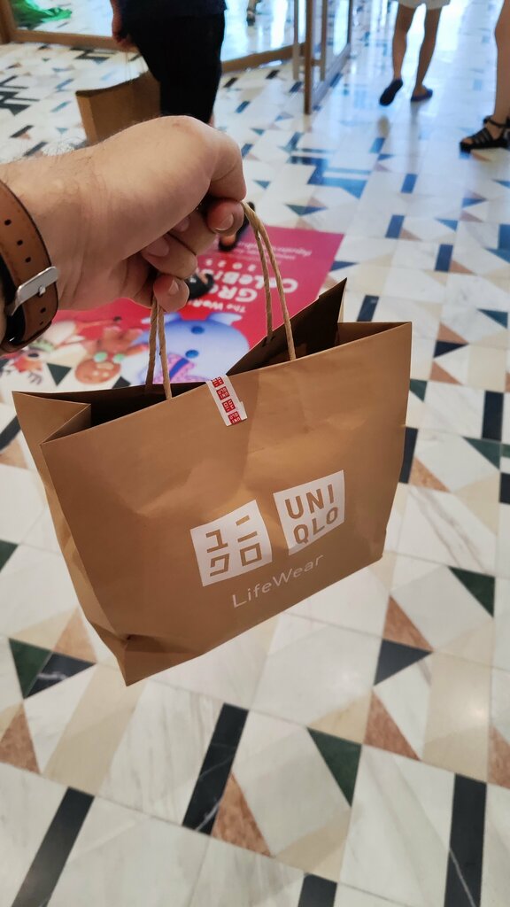 Clothing store H&M, Pattaya, photo