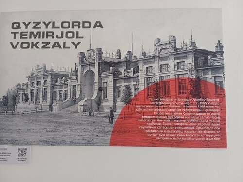 Әйелдер дәретханасындағы жасырын камера. Онлайн порно видеоларды көру.