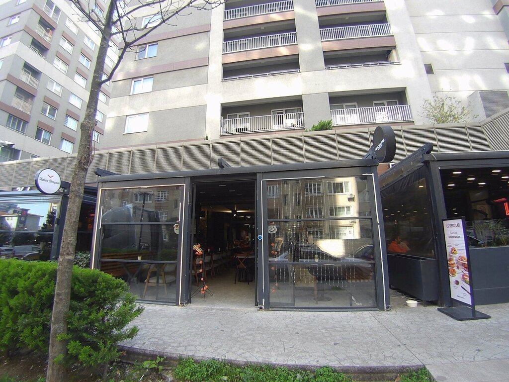 Cafe Racelab, Istanbul, photo