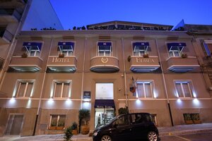Гостиница Hotel Eubea в Реджо-ди-Калабрия