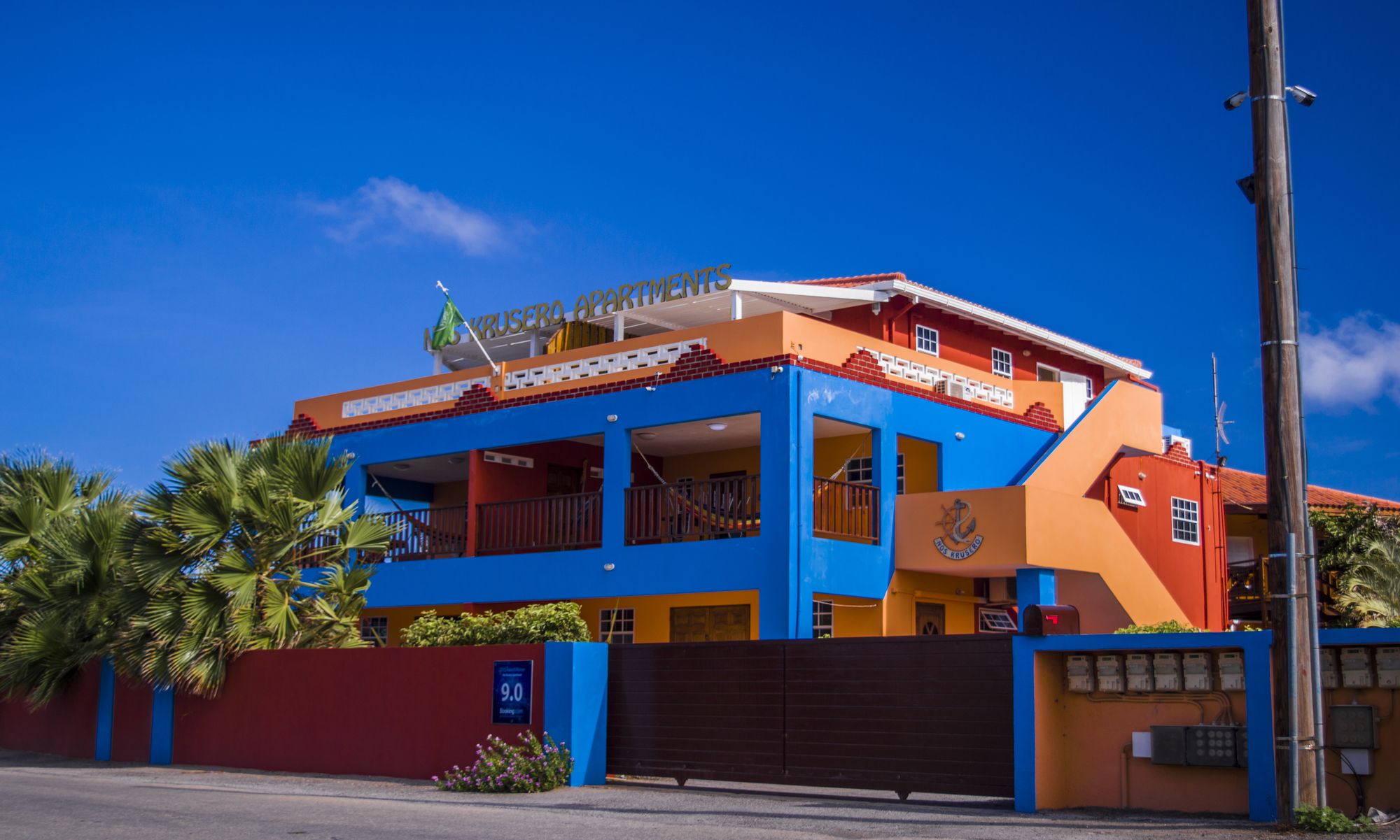 Фото отеля 1