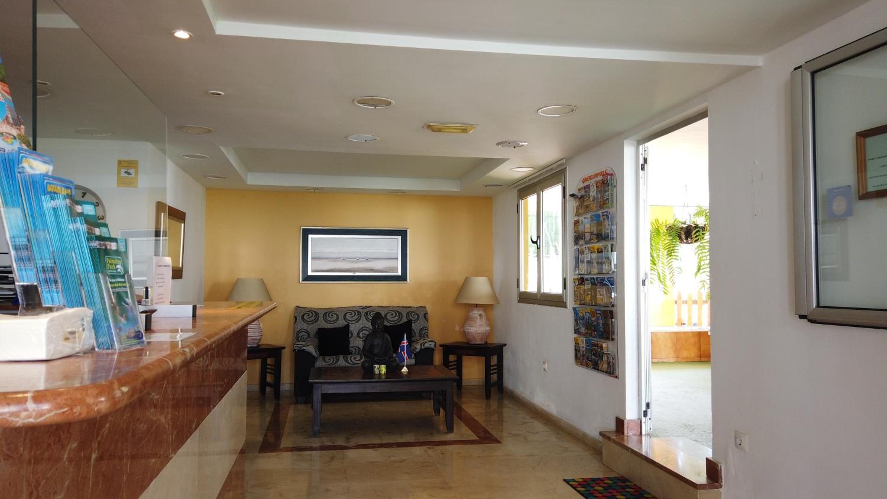 Фото Apartamentos Montemar