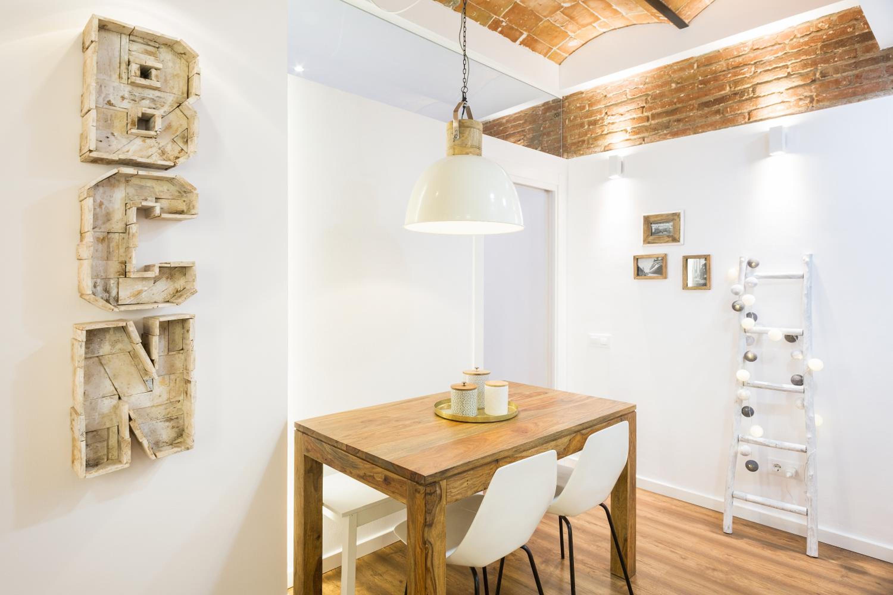 Фото Charming Parallel