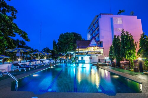 Гостиница Hotel Zing Pattaya в Паттайе