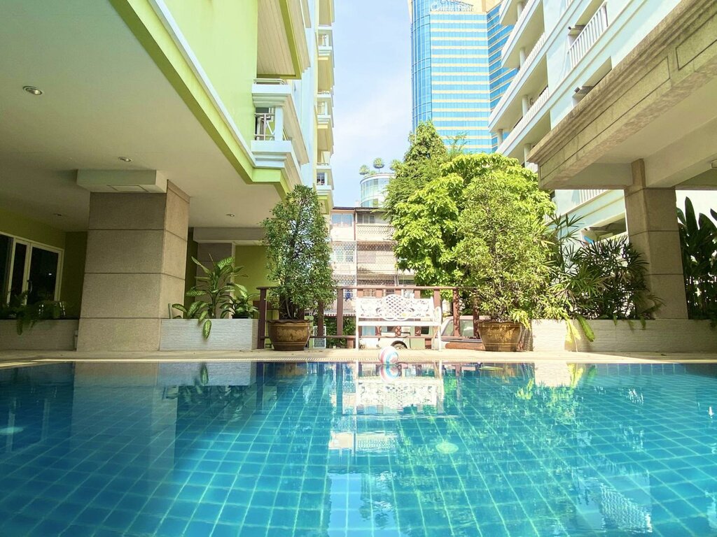 Apartments 14 Place Sukhumvit Suites, Bangkok, photo
