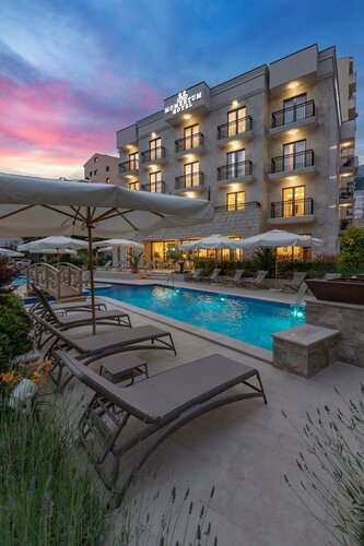 Гостиница Boutique hotel Momentum by Aycon в Будве