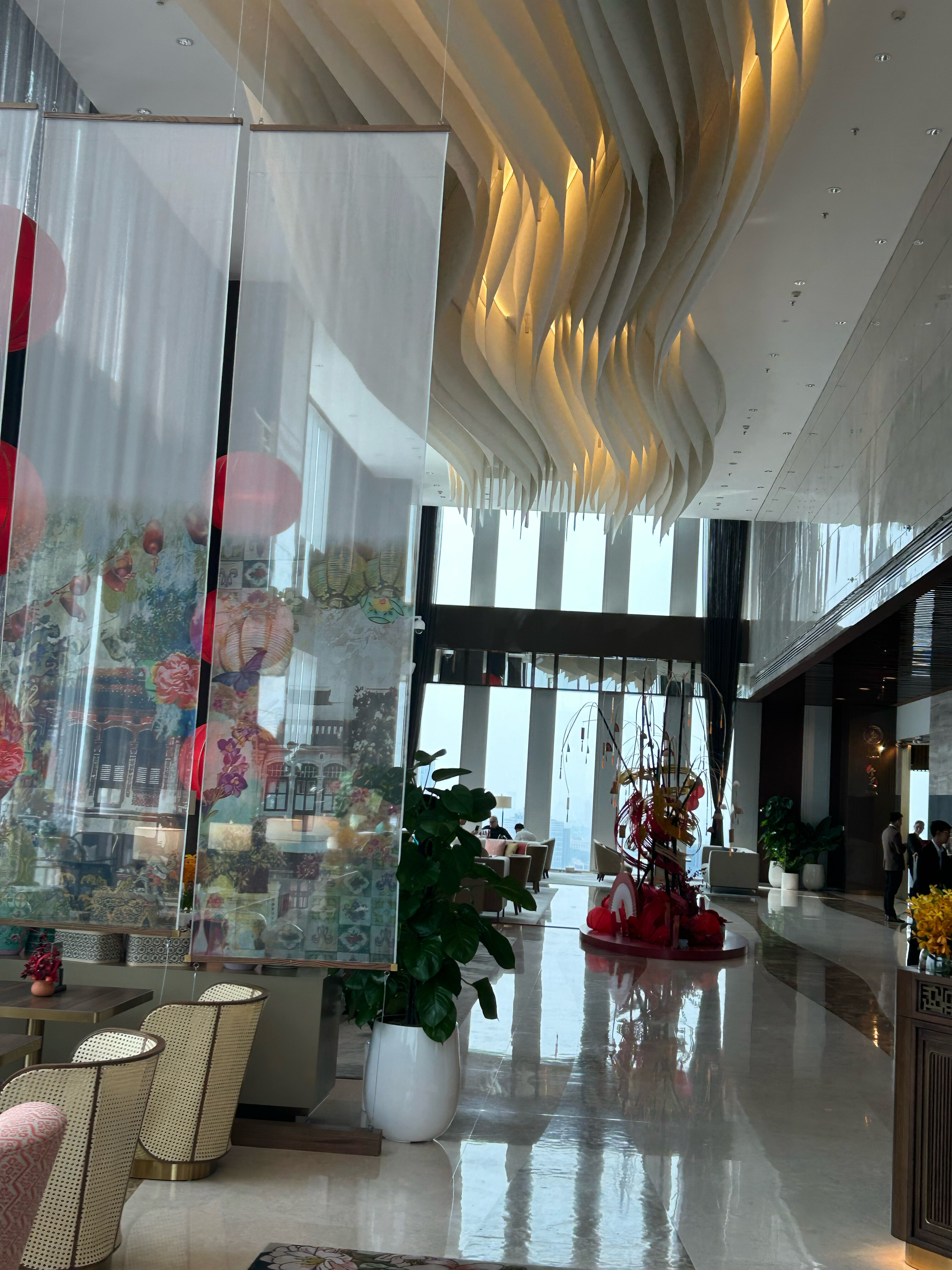 Фото Sedona Suites Ho Chi Minh City