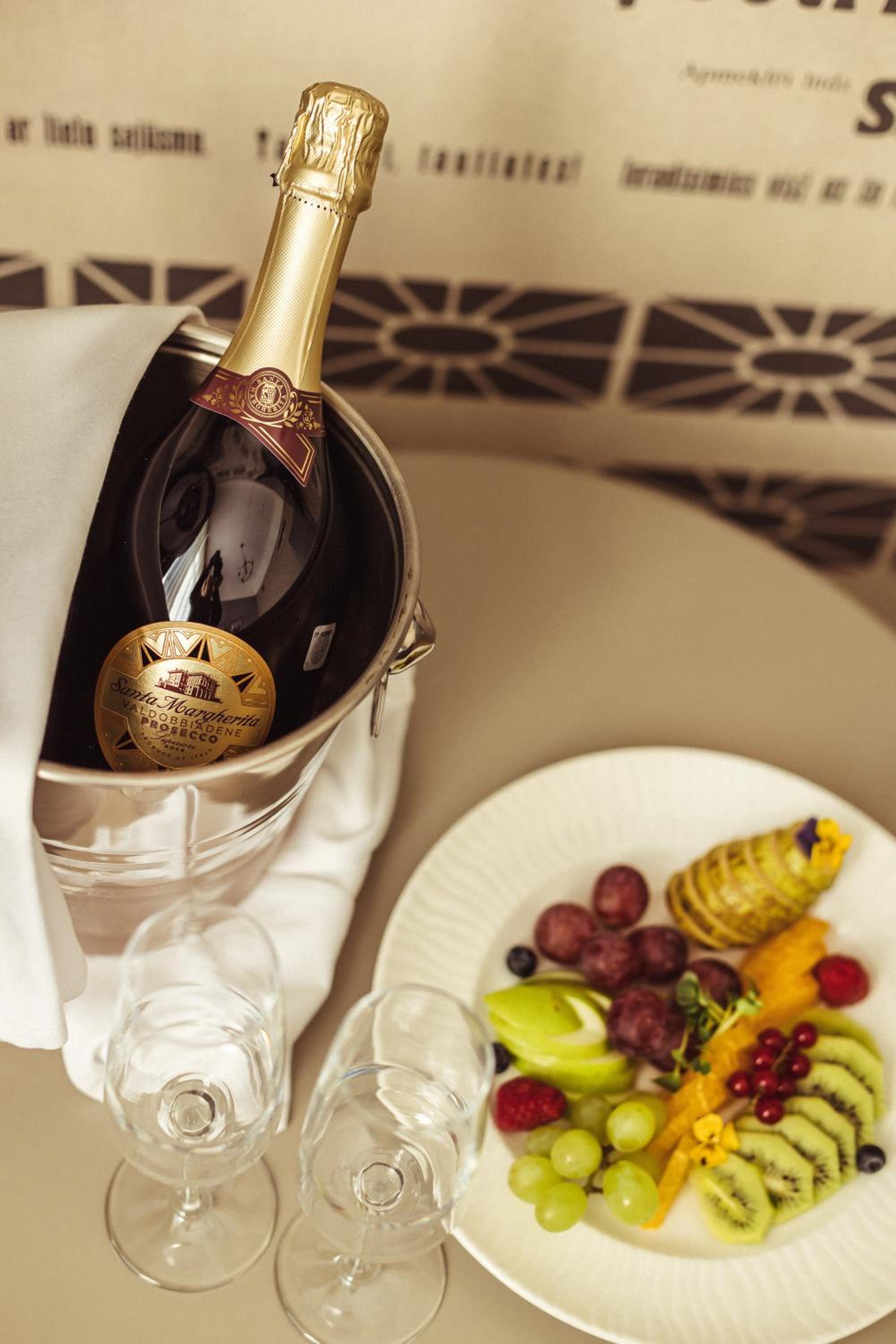 Фото Metropole by Semarah Hotels